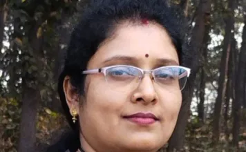 ‘स्त्री’ एक कविता