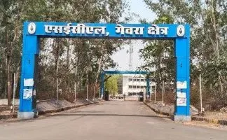 एसईसीएल गेवरा में भू-विस्थापितों की पुकार: टेंडरों में 20% आरक्षण और 20 लाख की सीमा की मांग, UBKKS ने सौंपा ज्ञापन