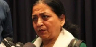 कभी थीं मुखर समर्थक, अब ‘मोदी नामा’ में उठाए गंभीर सवाल: मधु किश्वर के ‘यू-टर्न’ के क्या हैं मायने?