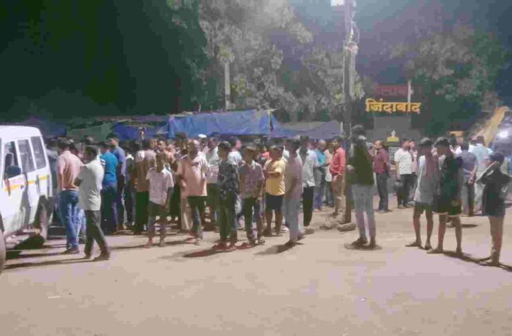 खरसिया अस्पताल में युवक की मौत पर हंगामा: परिजनों द्वारा न्याय की मांग