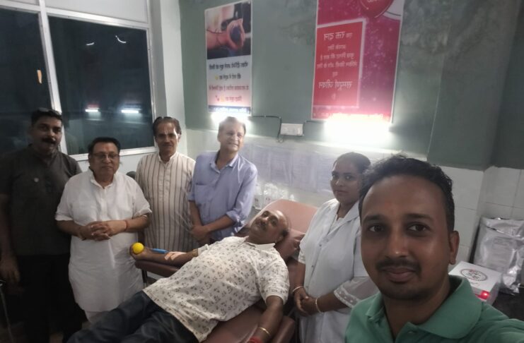 भारत विकास परिषद के 64वां स्थापना दिवस पर सिविल अस्पताल खरसिया में रक्तदान शिविर सम्पन्न हुआ 43 यूनिट ब्लड डोनेट हुआ