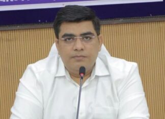 सरकारी योजनाओं के क्रियान्वयन में बैंक निभाएं सक्रिय भूमिका: कोरबा कलेक्टर कुणाल दुदावत