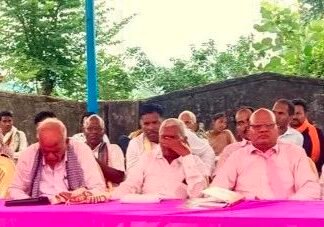 तमनार में गोंड समाज की चिंतन बैठक: विधायक विद्यावती सिदार ने की अध्यक्षता – नहीं बन पाई चुनाव पर सहमति