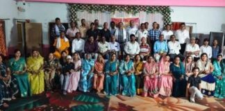 बालकोनगर में झेरिया धोबी बरेठ समाज का सम्मान समारोह: नवनियुक्त पदाधिकारियों का अभिनंदन